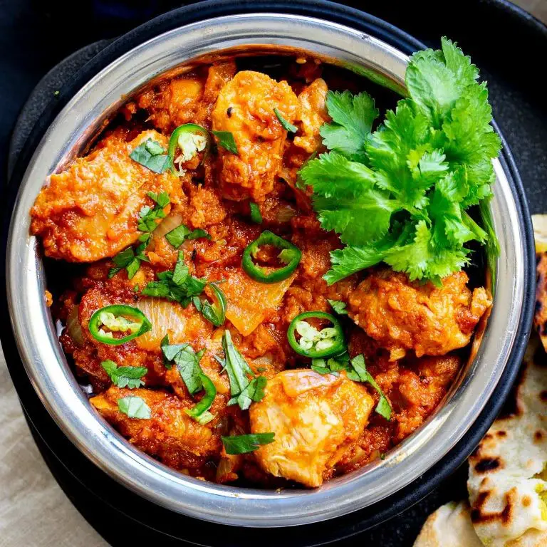 Chicken Karahi with Green Chilies