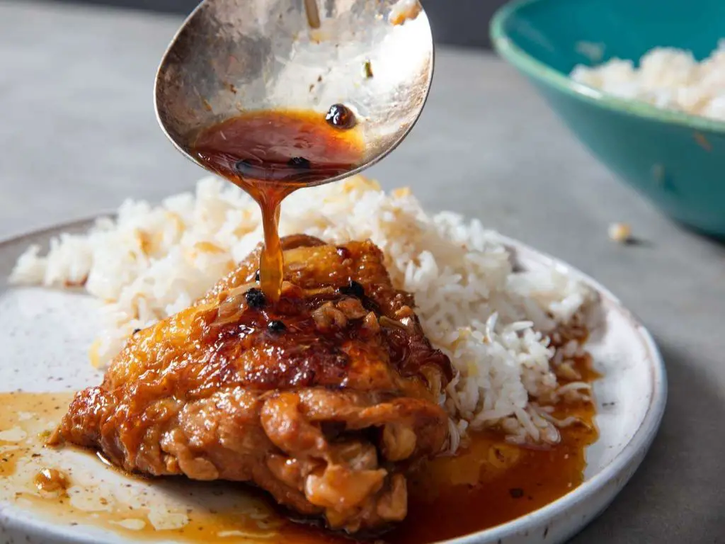 Chicken Leg Adobo with Steamed White Rice