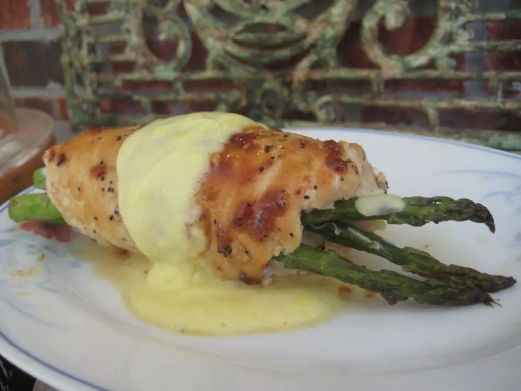 Chicken Roulade with Asparagus and Hollandaise