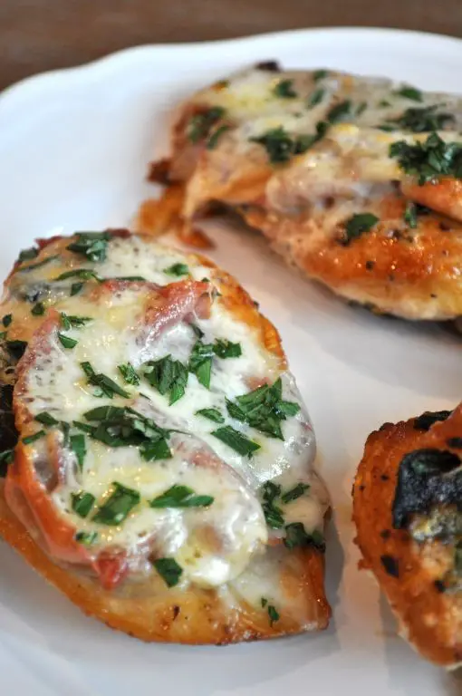 Chicken Saltimbocca with Spinach and Mozzarella