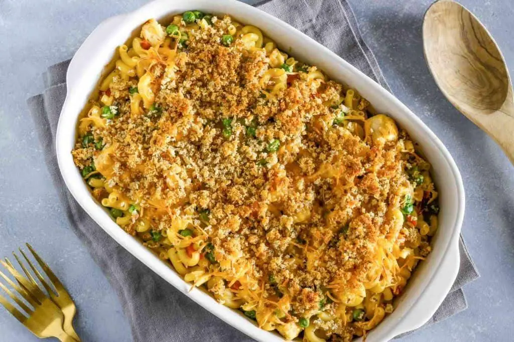 Chicken and Macaroni Bake