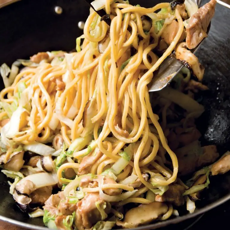 Chicken and Mushroom Lo Mein