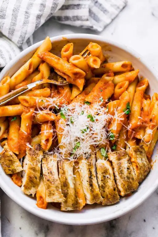 Chicken and Penne Pasta with Vodka Sauce