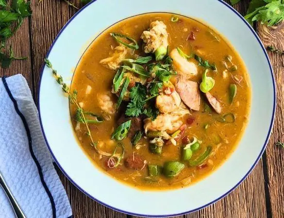 Chicken and Sausage Gumbo Papadeaux