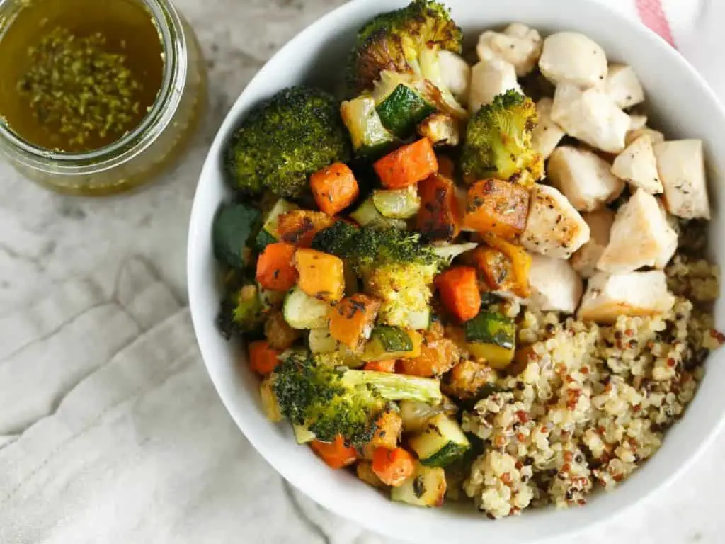 Chicken and Vegetable Quinoa Bowl
