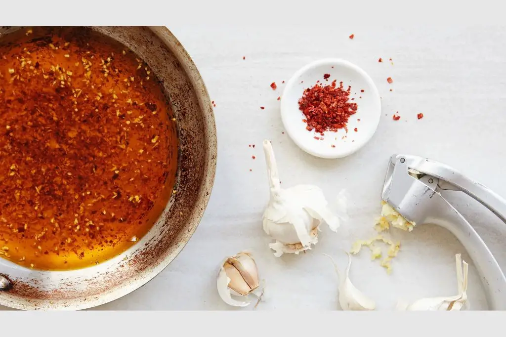 Chili and Garlic Infused Coconut Oil for Spicy Recipes