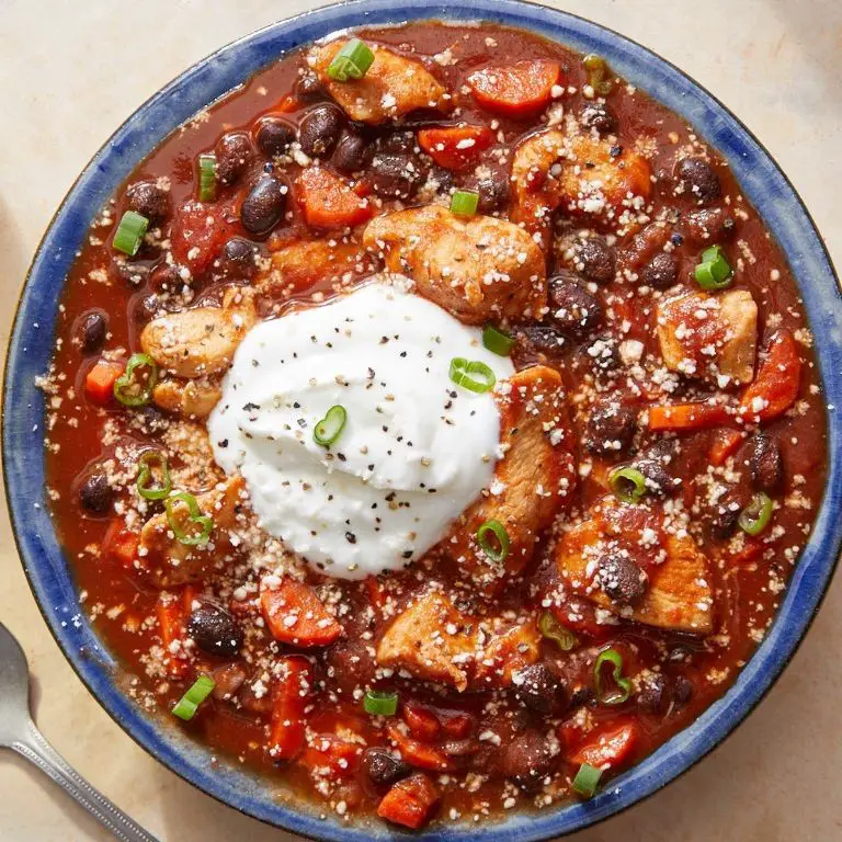 Chipotle Chicken and Black Bean Chili