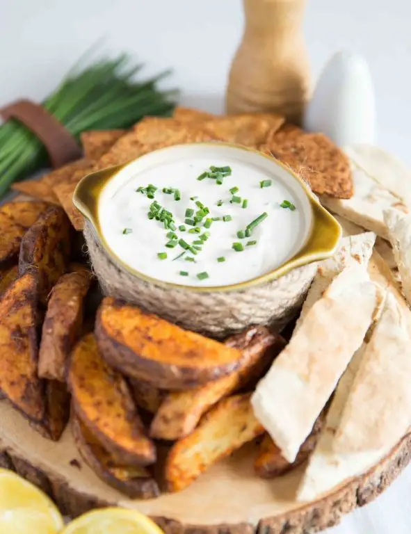 Chive and Sour Cream Dip