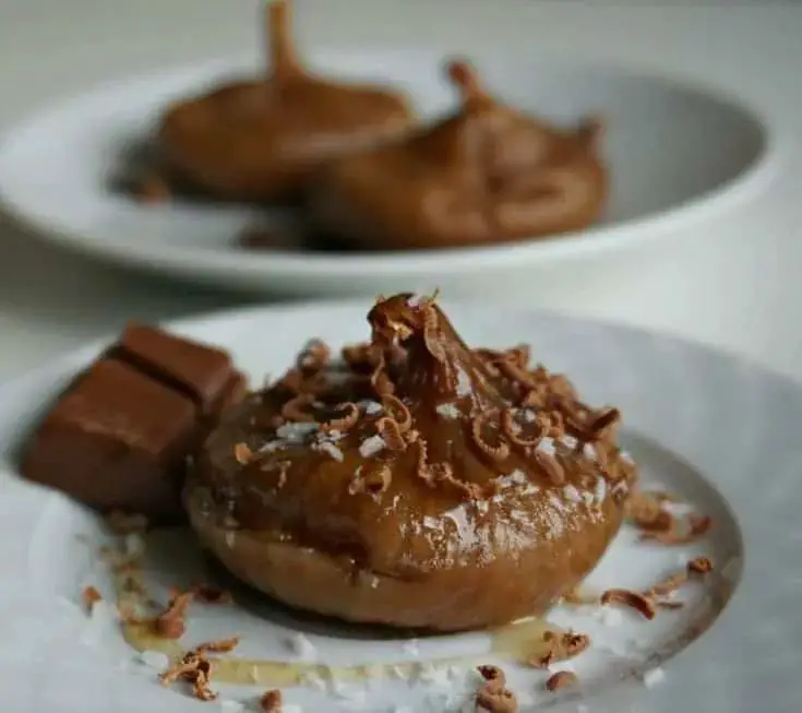 Chocolate Bowl with Dulce de Leche and Fresh Figs