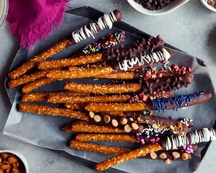 Chocolate Covered Pretzel Rods