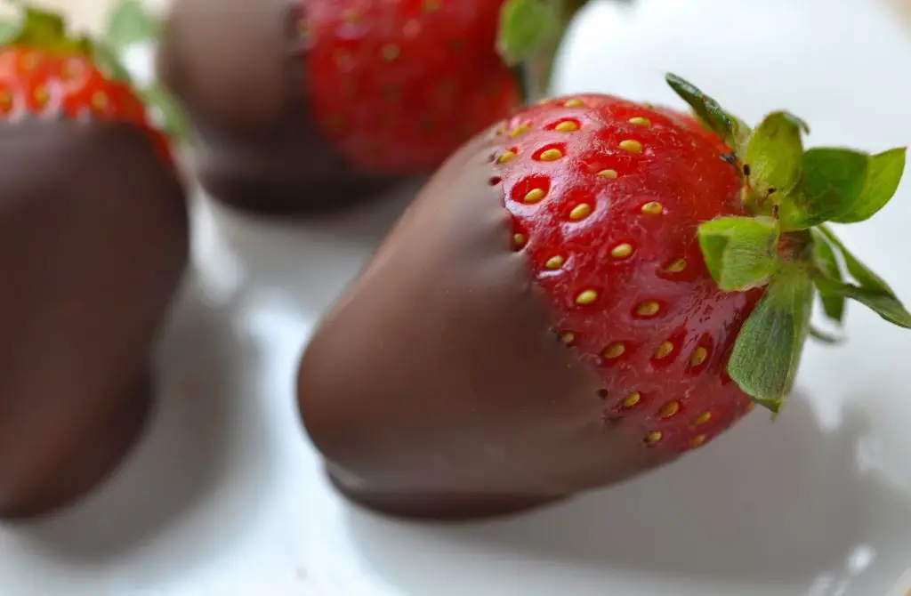 Chocolate Covered Strawberries with Orange Zest