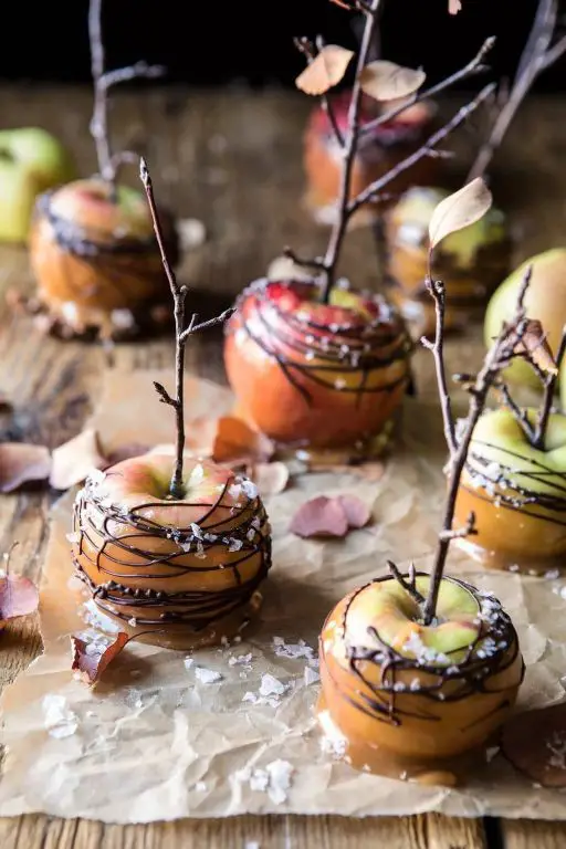 Chocolate Drizzle Baked Apples