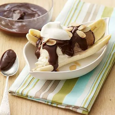 Chocolate Drizzle Banana Split with Toasted Almonds