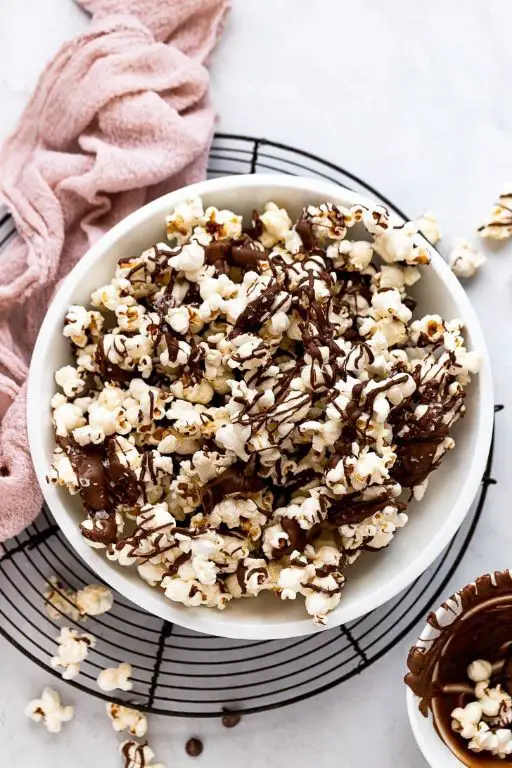 Chocolate Drizzled Popcorn