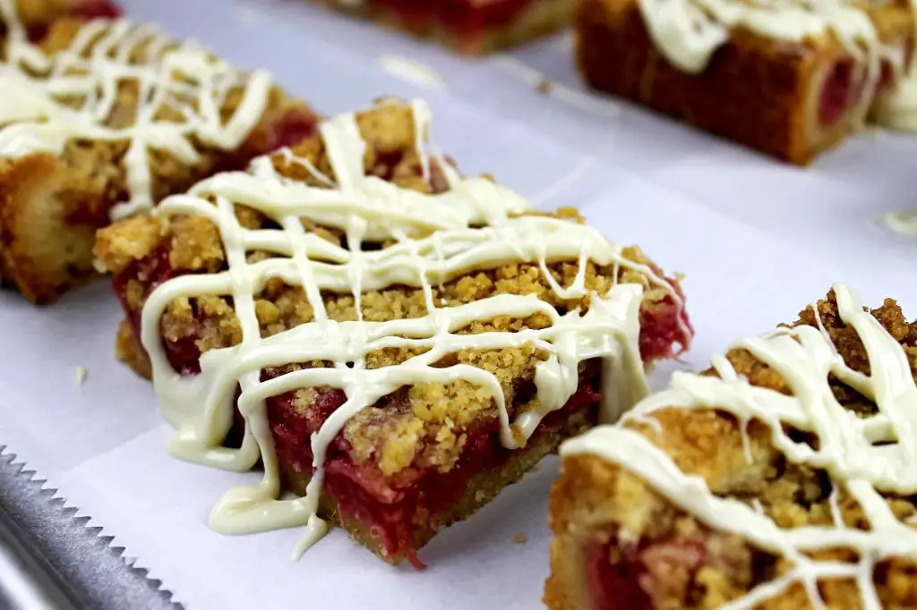 Chocolate Drizzled Rhubarb Bars
