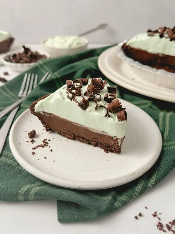 Chocolate Mint Cool Whip Pie