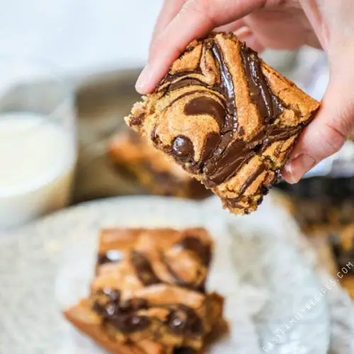 Chocolate Peanut Butter Swirl Bars