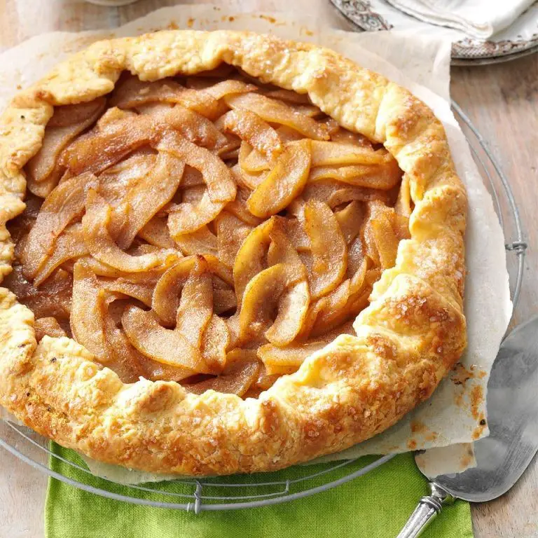 Cinnamon Pear Tart