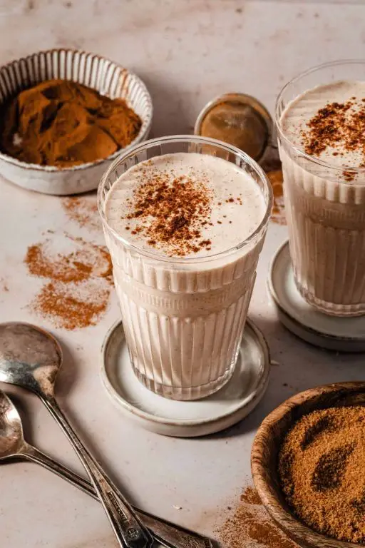 Cinnamon Roll Smoothie