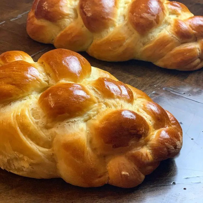 Classic Challah Bread