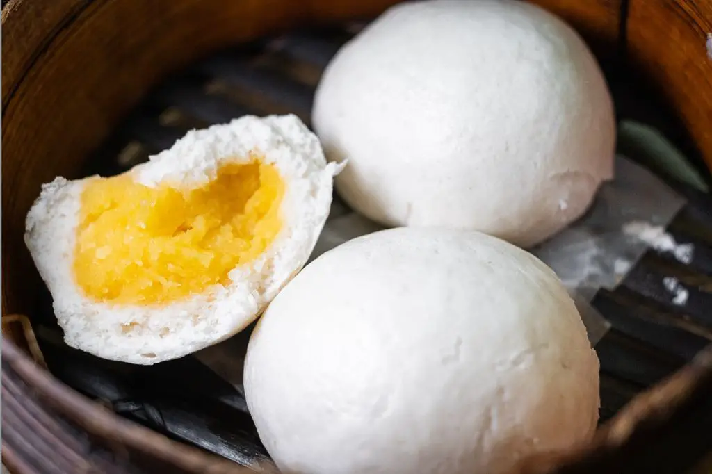 Classic Hong Kong Custard Buns