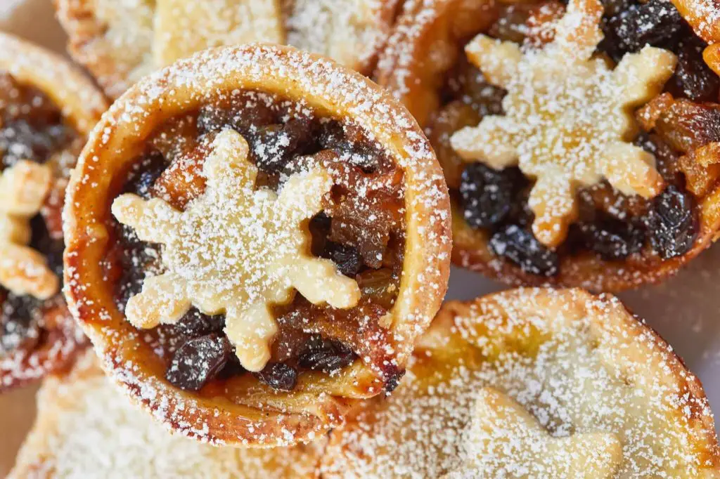 Classic Mincemeat Pie with Flaky Crust