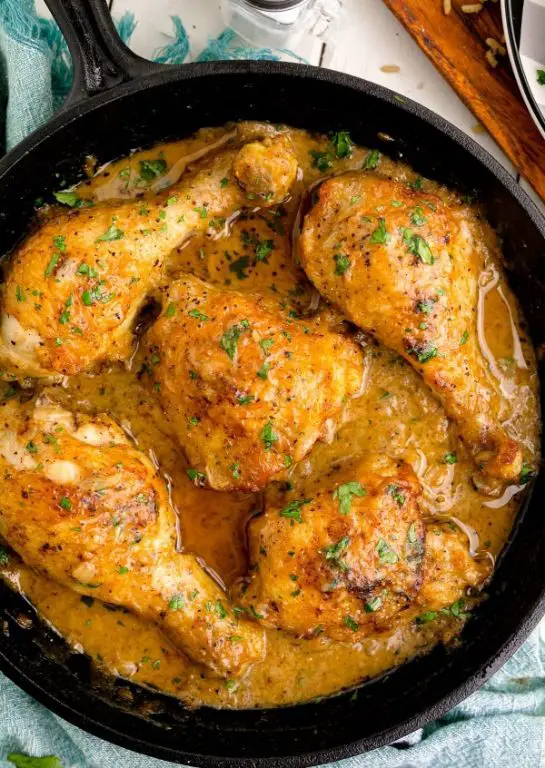 Classic Southern Chicken Gravy