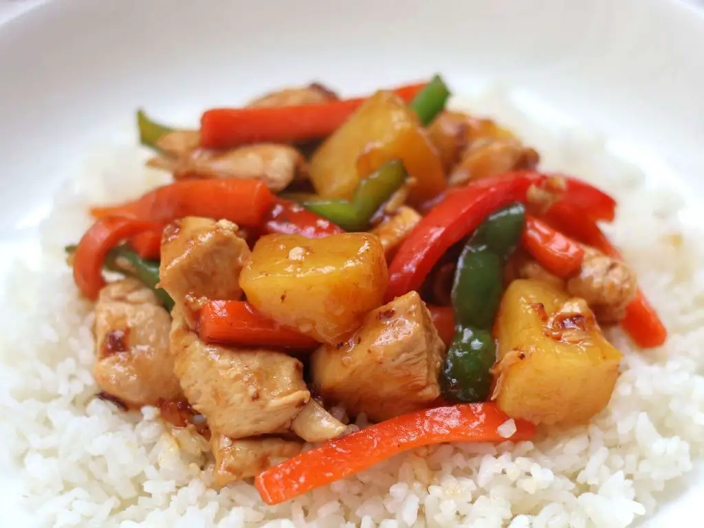 Classic Sweet and Sour Chicken Stir-Fry