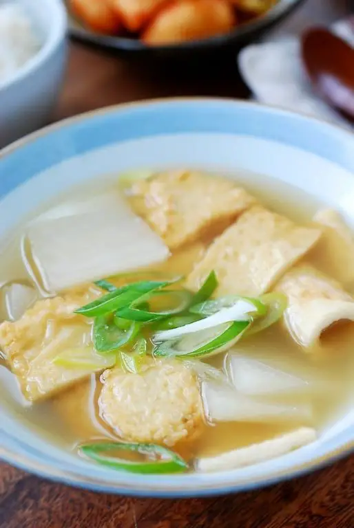 Clear Broth Soup with Fish Cake