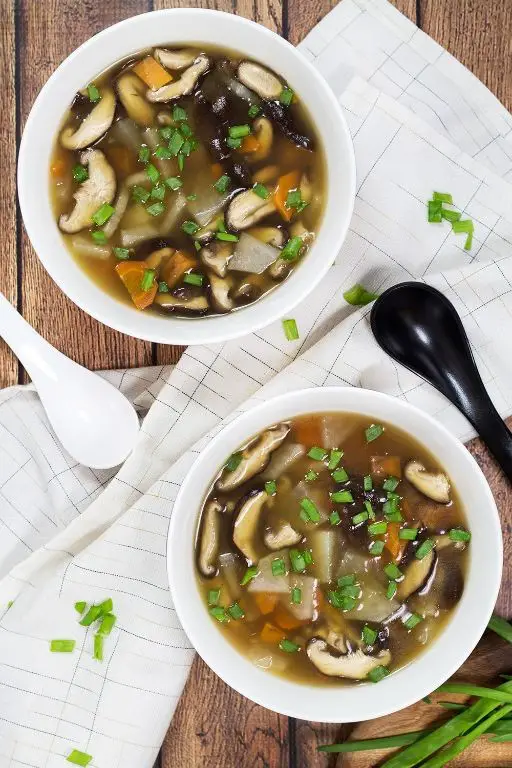 Clear Soup with Shiitake Mushrooms