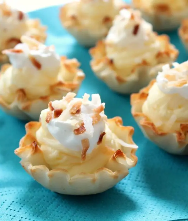 Coconut Cream Phyllo Nests