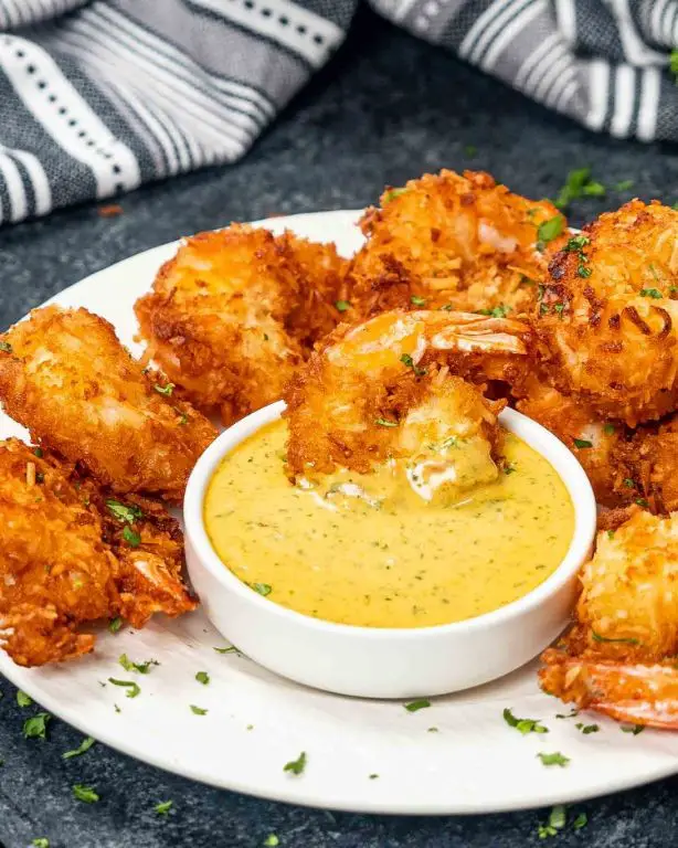 Coconut Shrimp with Spicy Dipping Sauce