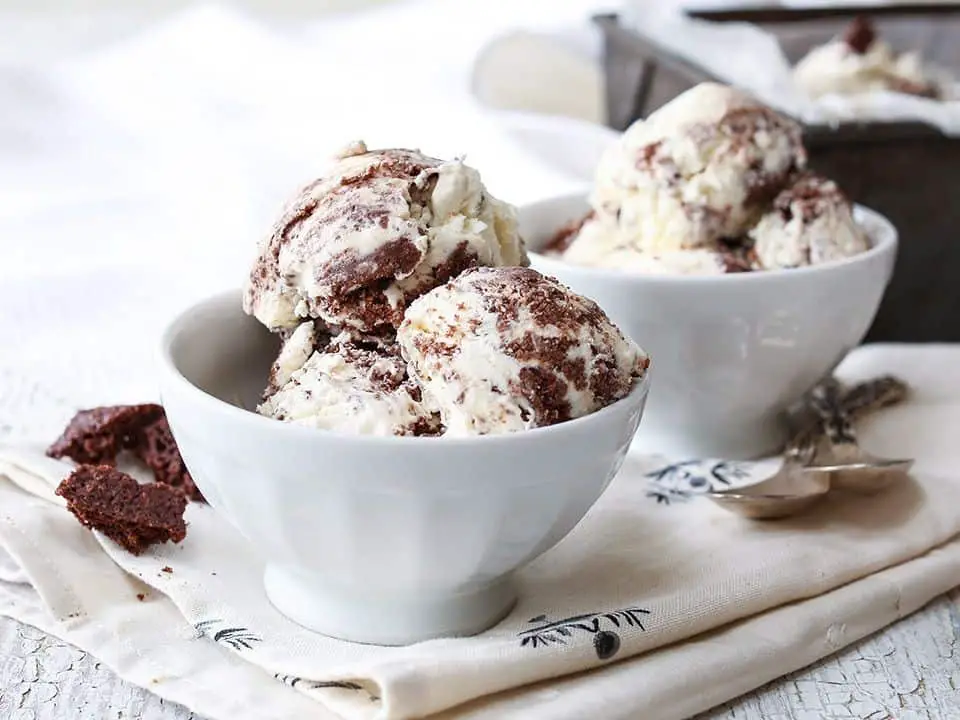Cookies and Cream Keto Ice Cream