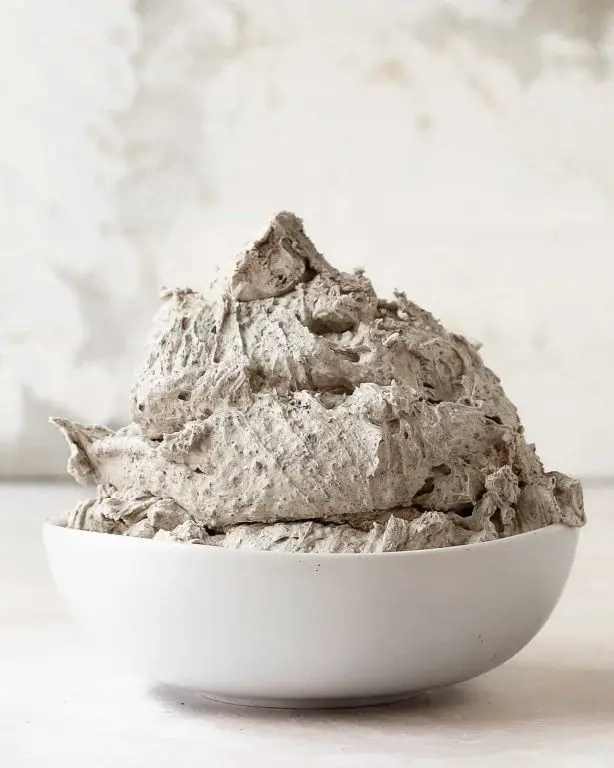 Cookies and Cream Whipped Buttercream Frosting