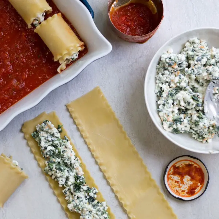 Cottage Cheese and Spinach Lasagna Rolls