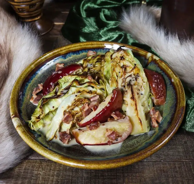 Creamed Cabbage with Caramelized Apples