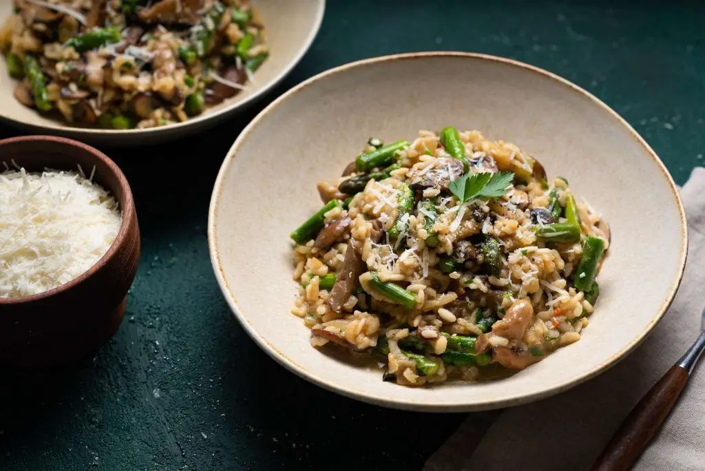 Creamy Asparagus and Mushroom Risotto