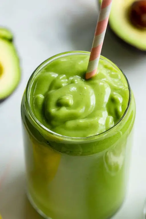 Creamy Avocado Spinach Smoothie