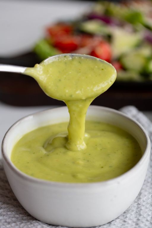 Creamy Avocado and Lime Dip