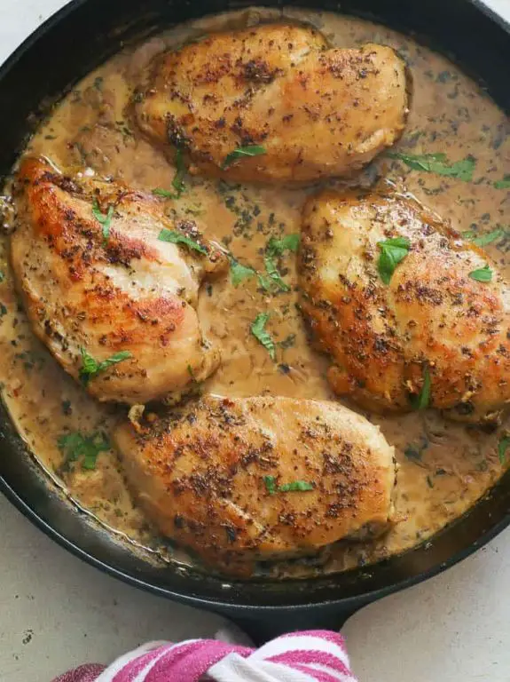 Creamy Balsamic Glazed Chicken Thighs