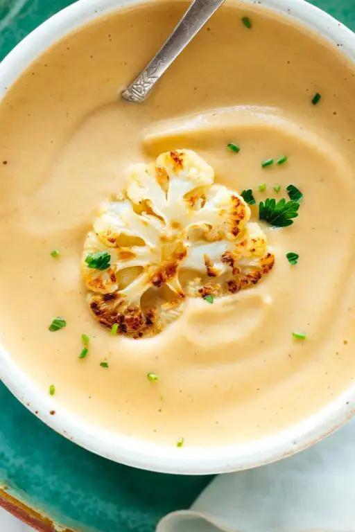 Creamy Cauliflower Head Soup