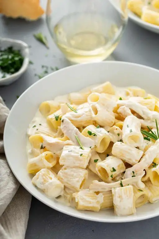 Creamy Goat Cheese Chicken Pasta