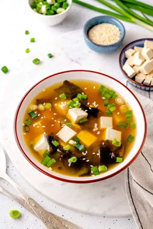 Creamy Kelp Soup with Tofu