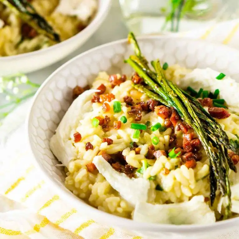 Creamy Risotto with Mozzarella Pearls and Asparagus