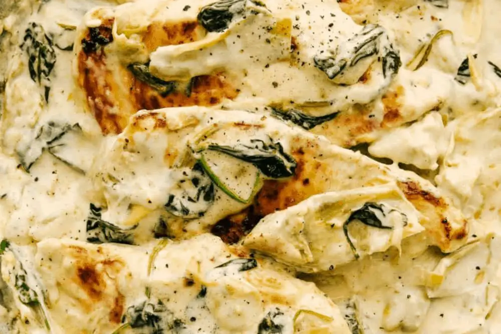 Creamy Spinach and Artichoke Chicken Thighs