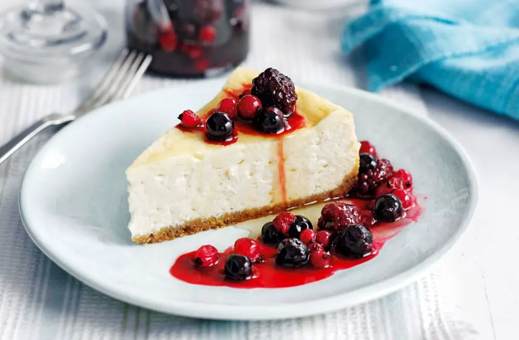 Creme Fraiche Cheesecake with Berry Compote