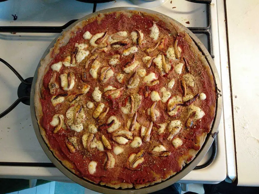 Cricket Flour Pizza Dough with Fresh Toppings