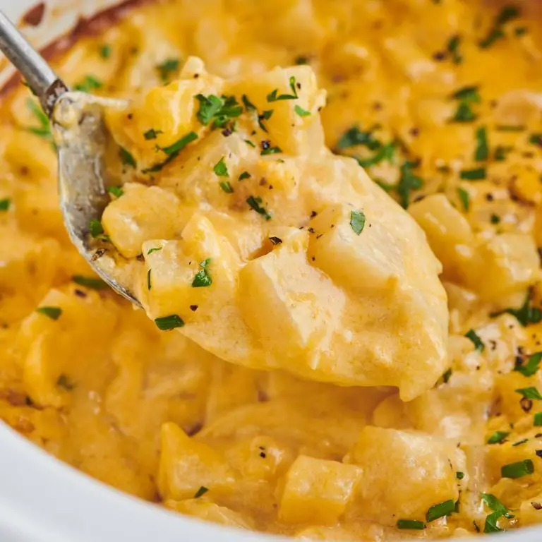 Crock Pot Cheesy Potato Casserole