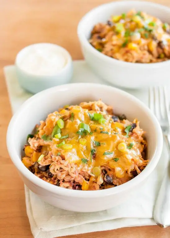 Crock Pot Chicken Fajita Burrito Bowls