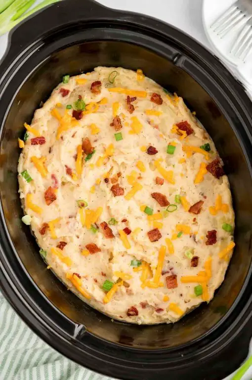 Crock Pot Loaded Mashed Potatoes